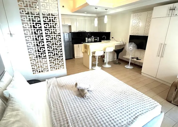 Apartment Casa Venice Rustic Pet Friendly Balcony Manila