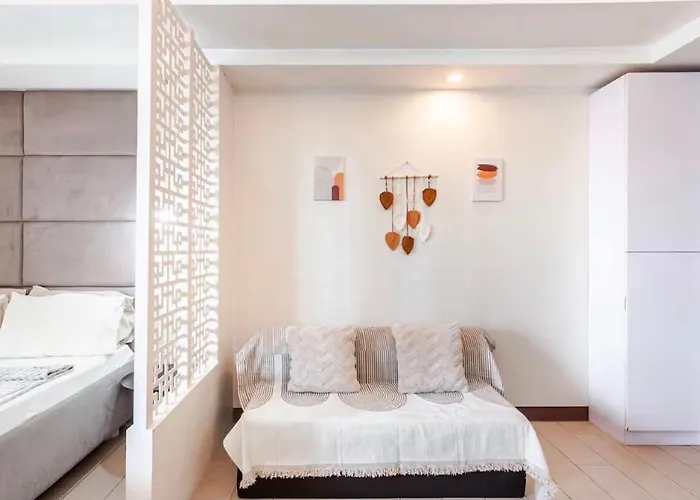Casa Venice Rustic Pet Friendly Balcony Apartment *